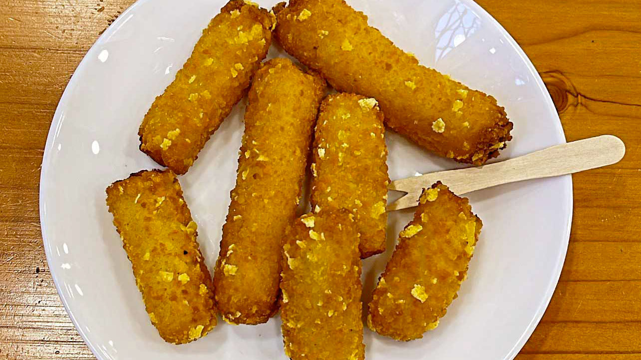 Straccetti di mozzarella fritti